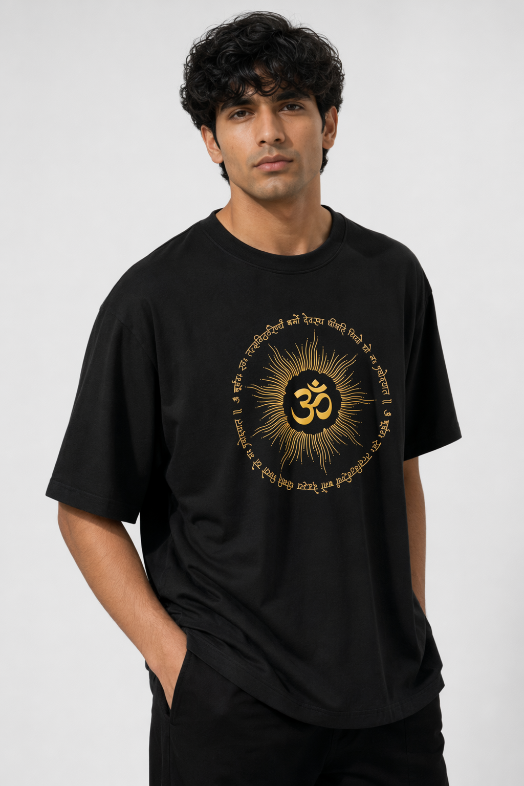 Om - Black